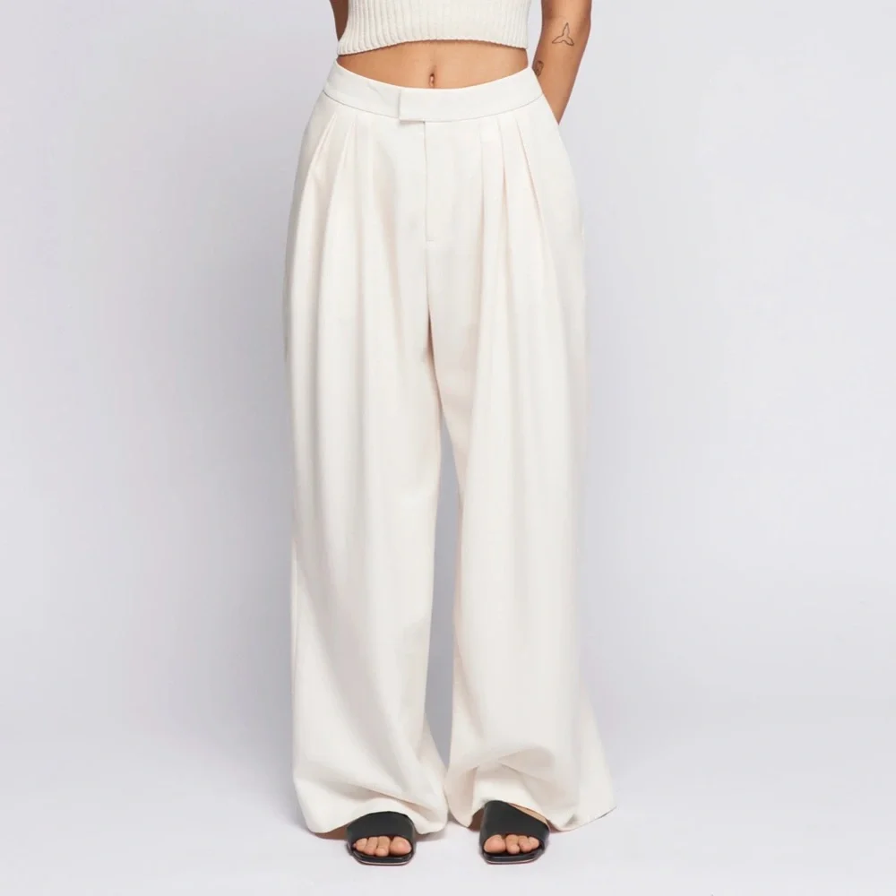 KOTN Women’s Plaza Trouser NWT - Picture 2 of 9